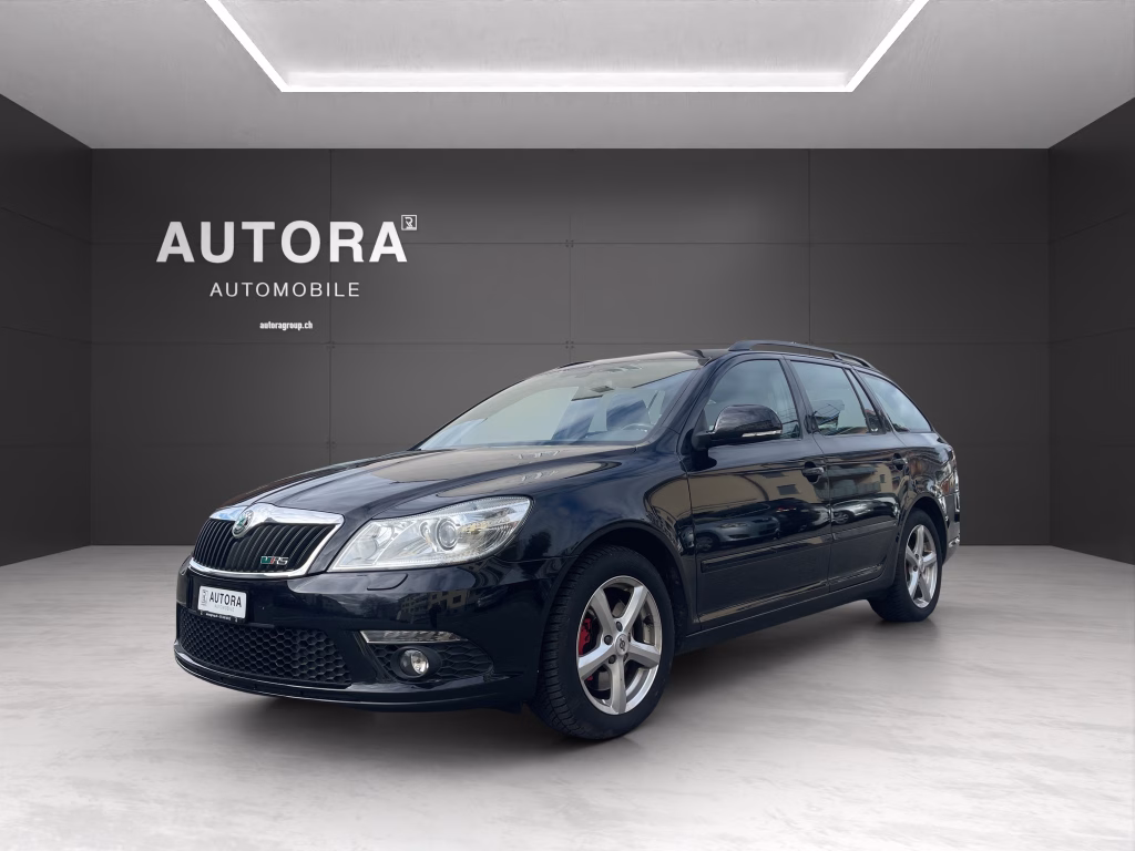 SKODA Octavia Combi 2.0 TDI RS DSG
